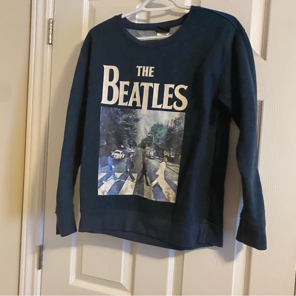 Assorted tops - Picture 7 of 15